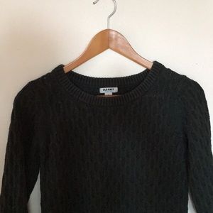 Old Navy- CABLE KNIT SWEATER